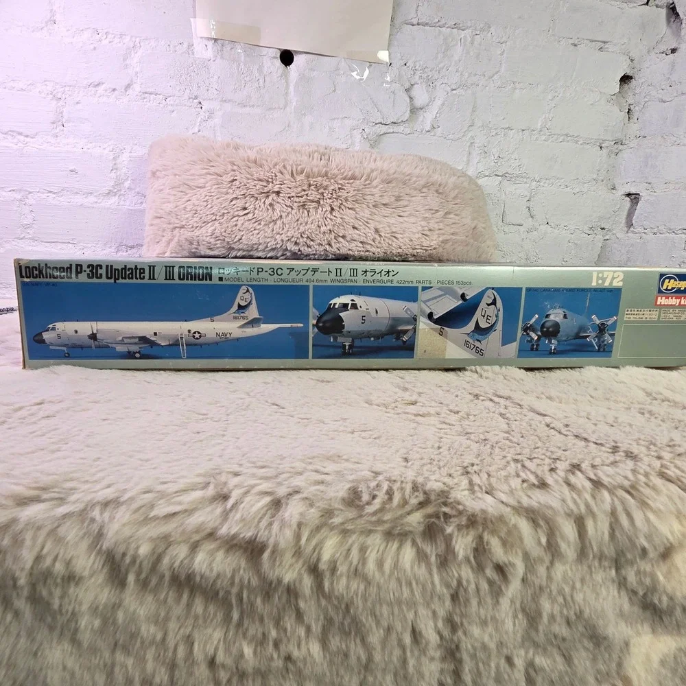 Hasegawa 1:72 Lockheed P-3C Orion Update II/III Model Kit K15 US Navy CAF